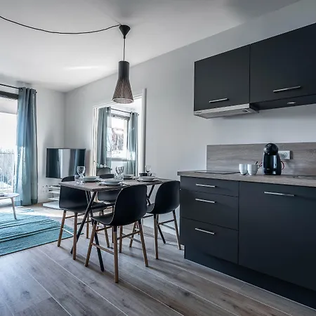 Апарт-отель La Grange Des Peres Анси