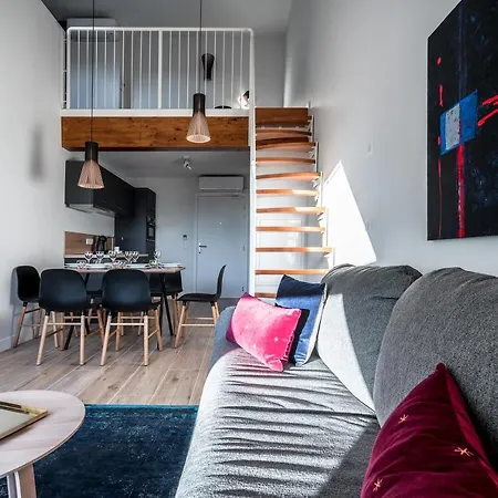 La Grange Des Peres Анси