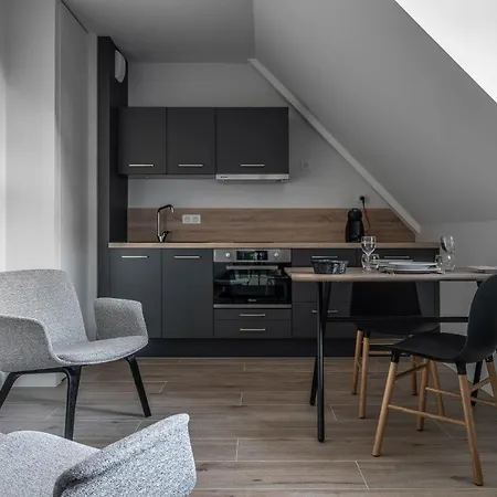 Апарт-отель La Grange Des Peres 4*