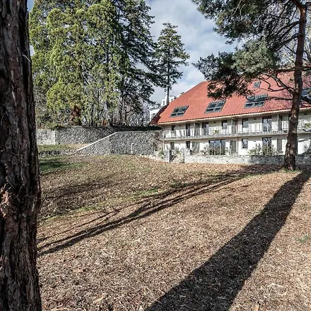 Aparthotel La Grange Des Peres Annecy