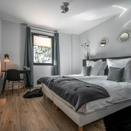 La Grange Des Peres 2* Annecy